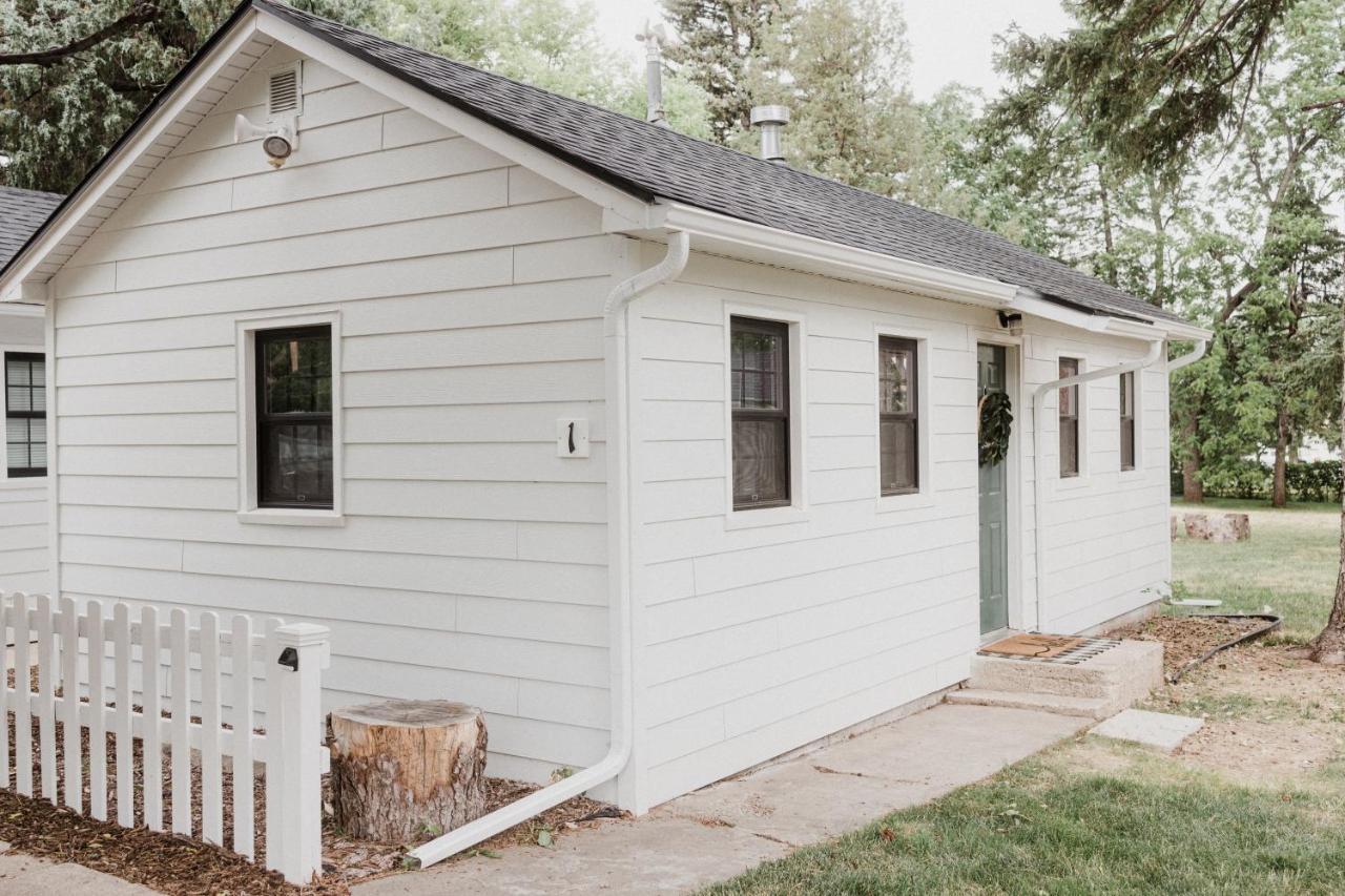 Spearfish Cottages Екстериор снимка